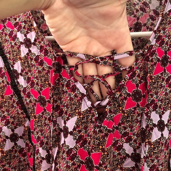 Est. 1946 floral boho top - Picture 6 of 11